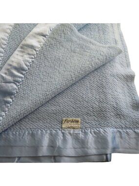 Vintage Faribo Blue Waffle Weave Acrylic Blanket Satin Trim Made in USA 87"x 90"